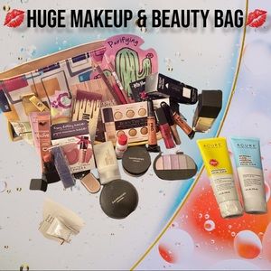 💋Huge Makeup & Beauty Bag 💋